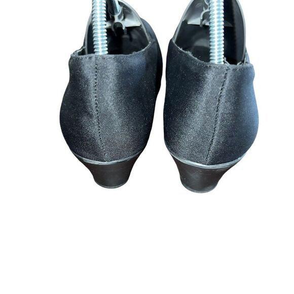George Heels Women’s 8.5 Comfort Start Loafers Pumps Wedge Black Fabric Slip On - Picture 3 of 6